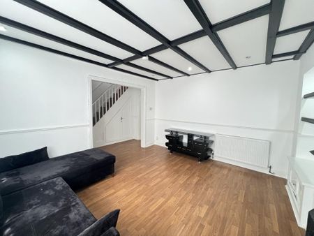 5 bedroom house to rent - Photo 3
