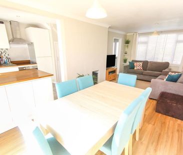 3 bedroom terraced house to rent - Photo 2