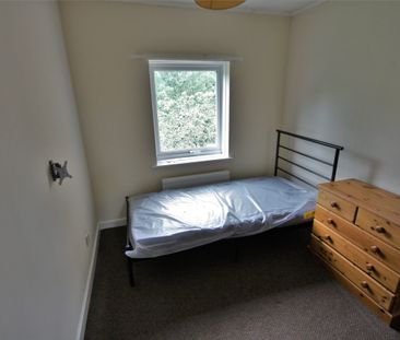 One-Bedroom House share - Photo 1