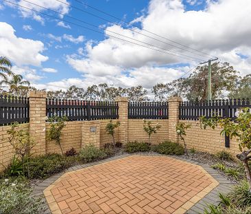 25A Babington Crescent, Bayswater WA 6053 - Photo 3