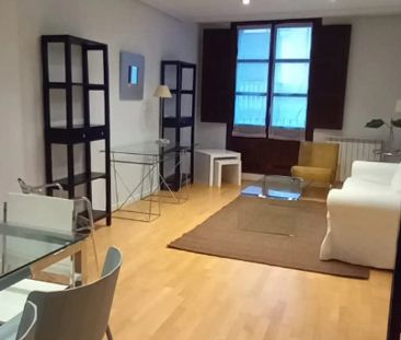 Piso de alquiler en Calle de Casto Méndez Núñez, Alfonso - Photo 1