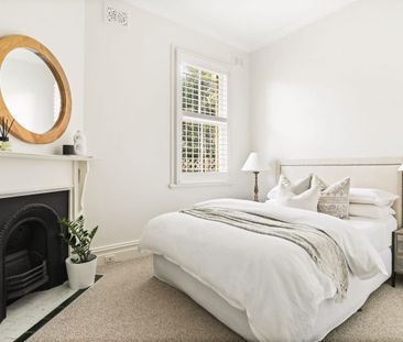 Character Art Deco Semi - Photo 6