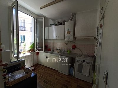 Location Appartement 2 pièces 50m² LA CIOTAT 13600 - Photo 5