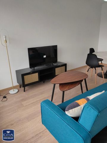 Location Appartement 1 pièce 16m² LA ROCHE SUR YON 85000 - Photo 3