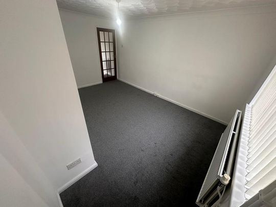 2 bedroom semi-detached house to rent - Photo 1