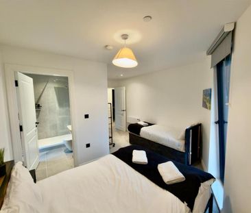 3 bedroom apartment to rent - Photo 6