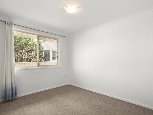 Charming Beachside Rental in Wallabi Point - Photo 1