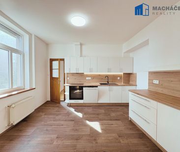 Pronájem bytu 4+1 128 m², Českobratrská , Teplice - Photo 2