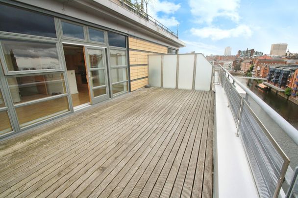 3 bedroom apartment to rent - Photo 1