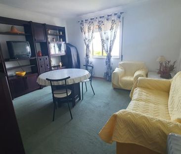 SINGLE ROOMS 2 bedroom apartment Monte Caparica 10 min from FCT - Photo 3