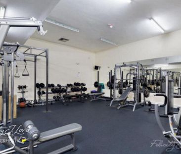 1 bedroom apartment to rent - Photo 6