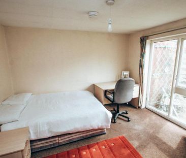 5 bedroom private hall to rent - Photo 6