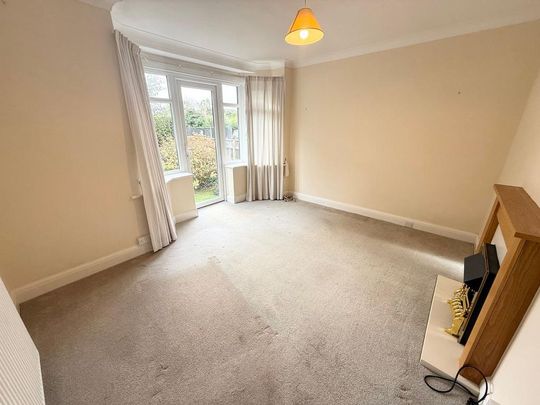 2 bedroom semi-detached bungalow to rent - Photo 1