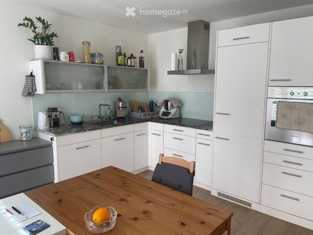 Moderne 2.5-Zimmer-Wohnung in Neuenhof mit Balkon - Foto 2