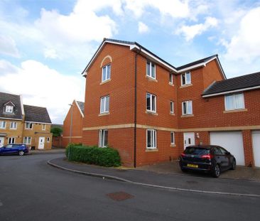 2 bedroom ground floor flat to rent - Photo 1