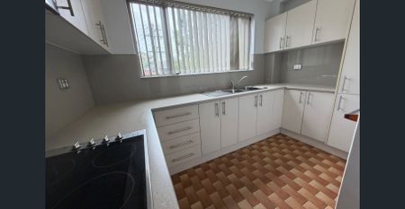 View Wednesday at 2.30pm - 2.45pm - Photo 3