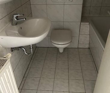 2-Zimmer mit Balkon! Jetzt einziehen und im neuen Jahr erst zahlen!... - Photo 5