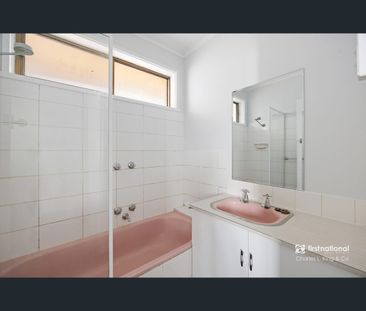 2/353 High Street, Echuca, Vic 3564 - Photo 6