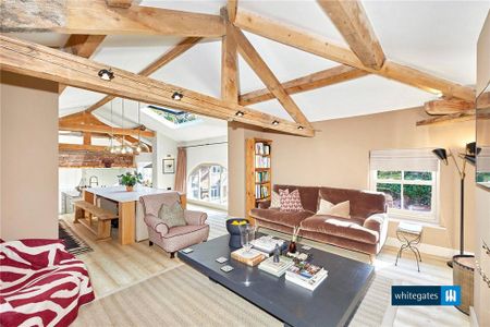 3 bedroom townhouse to rent - Photo 2