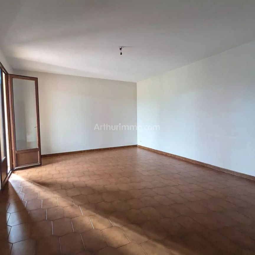 Location Appartement 4 pièces 82 m2 à Mezzavia - Photo 1