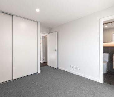 Thinking of selling? Contact our agent - Photo 1