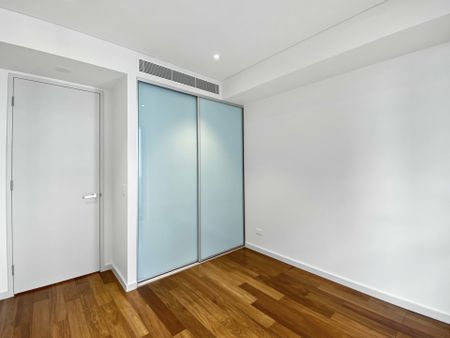 Stylish & Modern 2 Bedroom Apartment! - Photo 3