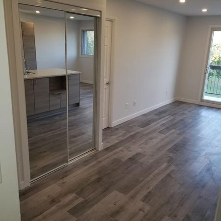 Nouveau 4 1/2 à louer Greenfield Park Longueuil 1er juillet - Photo 4
