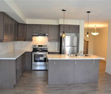 For Lease - 944 Balsam Court, Milton, Ontario - Photo 6