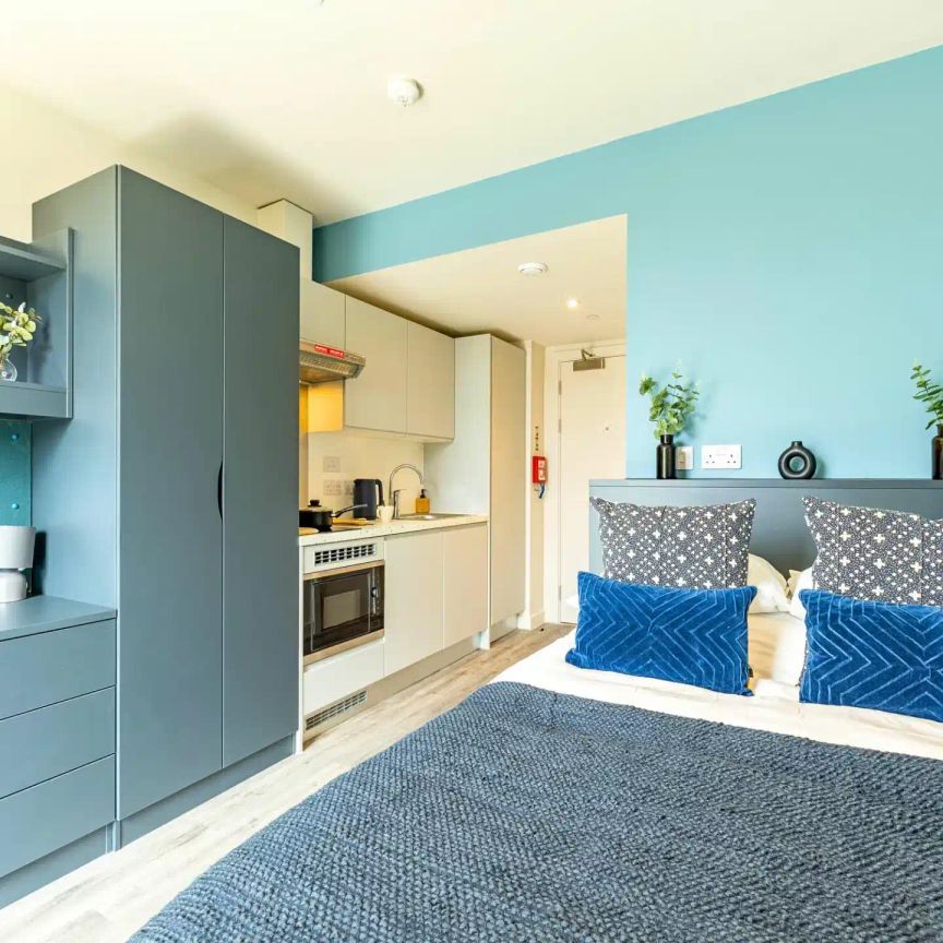 Bronze Plus Studio - Photo 1