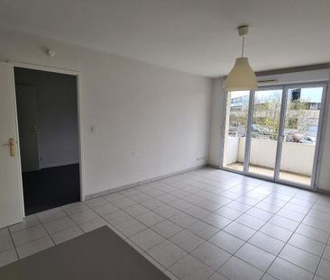 Location Appartement 2 pièces 43m² POITIERS 86000 - Photo 1