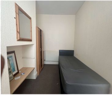 3 Bed Terraced House, St. Michaels Road, CV2 - Photo 4