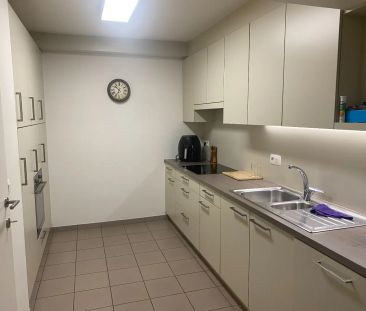 Gelijkvloers appartement met 2 slaapkamers, garage en groot terras - Foto 5