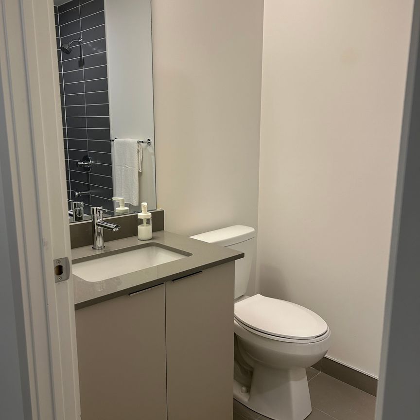 For Lease - 3079 Trafalgar Road Unit# 510, Oakville, Ontario - Photo 1