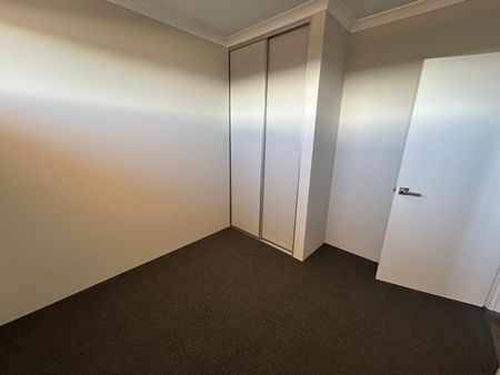 11 Goldrush Way, Baldivis WA 6171 - House For Rent | Domain - Photo 4