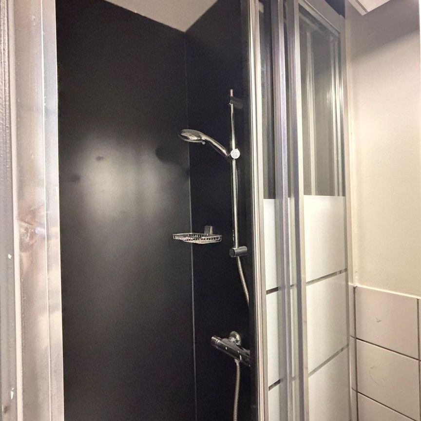 STUDIO OP CENTRALE LIGGING - Photo 1