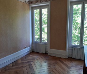 Appartement T2 A Louer - Lyon 3eme Arrondissement Prefecture - 67.69 M2 - Photo 4