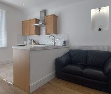 Flat 1, 154 Ashby Road - Photo 3