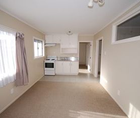 Property Management328 Ellerslie-Panmure Highway, Mount Wellington ... - Photo 4