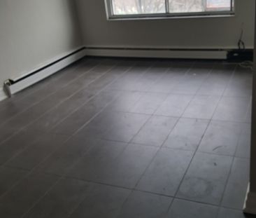 For Lease - 14 North Alarton Street Unit# 8, Mississauga, Ontario - Photo 6