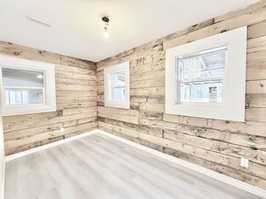 For Lease - 25066 Commodore Road Unit# 103, Brock, Ontario - Photo 1