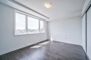 Condo Townhouse For Lease | C8459986 - Photo 4