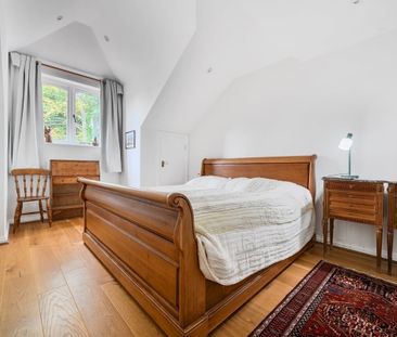 4 bedroom detached house to rent - Photo 3