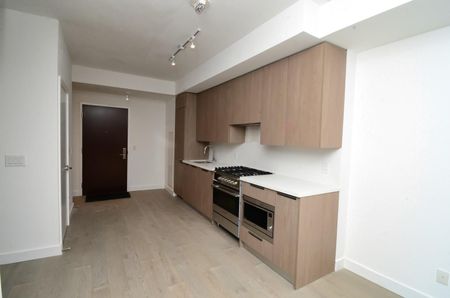 For Lease - 160 Kingsway Crescent Unit# 406, Toronto, Ontario - Photo 3