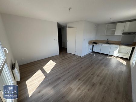 Location Appartement 2 pièces 42m² ARMENTIERES 59280 - Photo 4