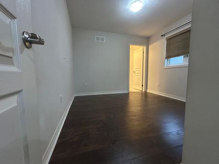 For Lease - 9334 Shoveller Drive, Niagara Falls, Ontario - Photo 4