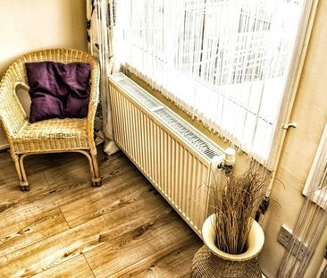 Studio Flat, Fairbanks Road, N17 - Photo 1