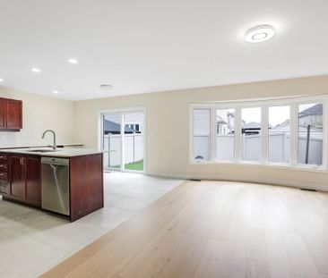 For Lease - 2210 River Mist Road, Barrhaven, Ontario - Photo 6