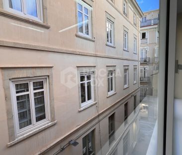 Office to Rent in Marqués de Larios Street, Malaga City Center - Photo 3