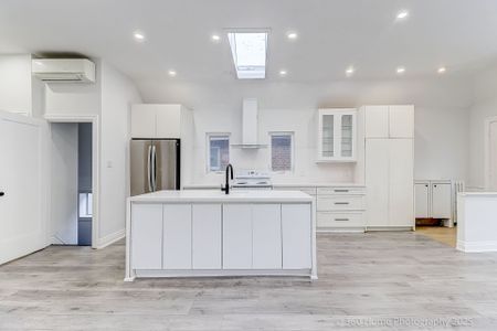 For Lease - 194 Roe Avenue, Toronto, Ontario - Photo 5