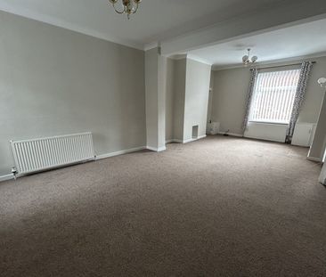 Palmer Street, Sale - Photo 1